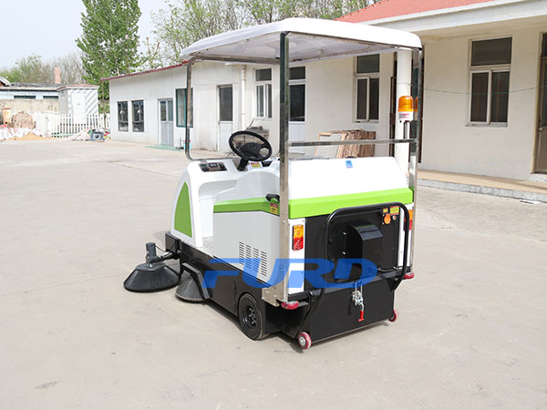 座駕掃地車(chē) 座駕掃地車(chē)